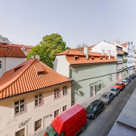New Town Oases Apartment Praga Zewnętrze zdjęcie